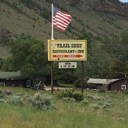 Trail Shop Inn Wapiti Dış mekan fotoğraf