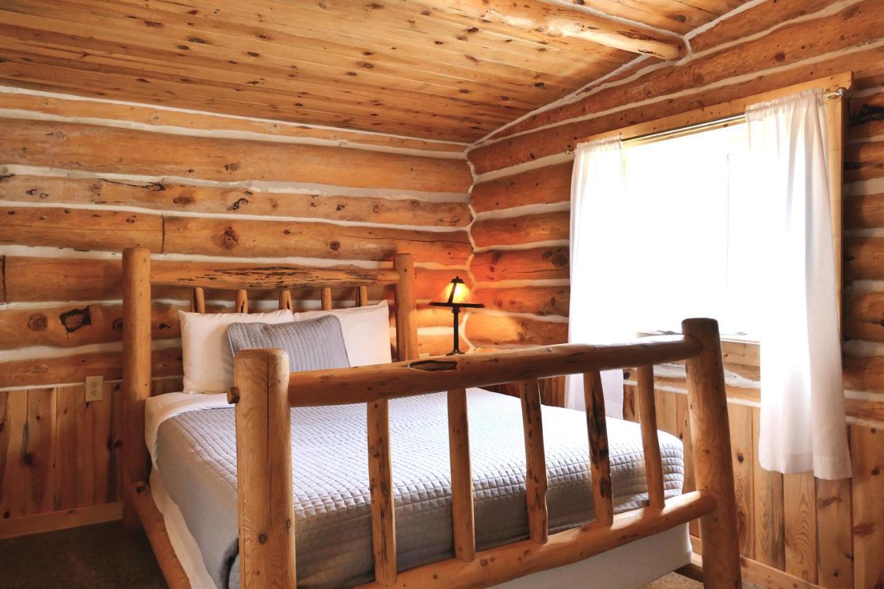 Trail Shop Inn Wapiti Dış mekan fotoğraf