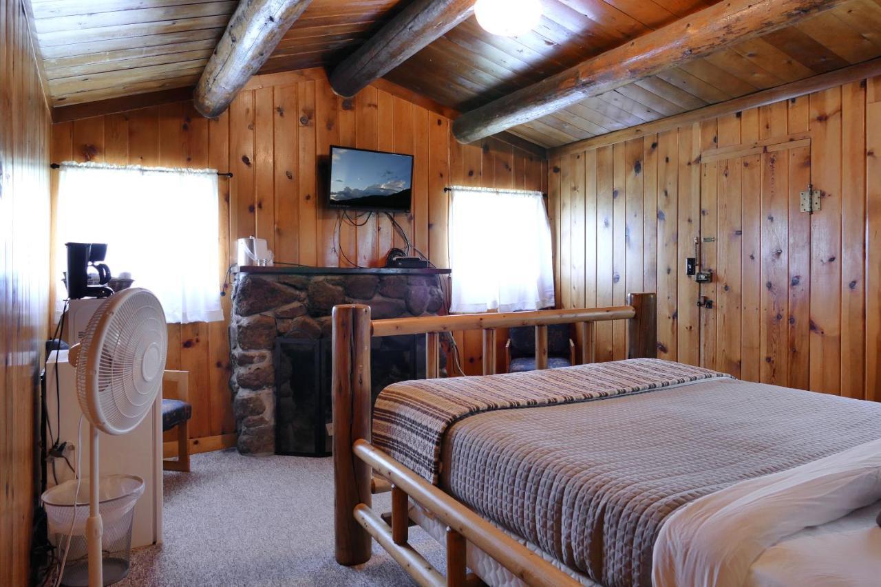 Trail Shop Inn Wapiti Dış mekan fotoğraf