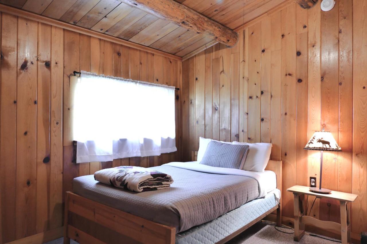 Trail Shop Inn Wapiti Dış mekan fotoğraf
