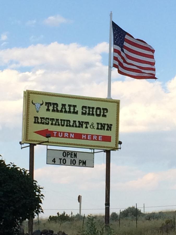 Trail Shop Inn Wapiti Dış mekan fotoğraf