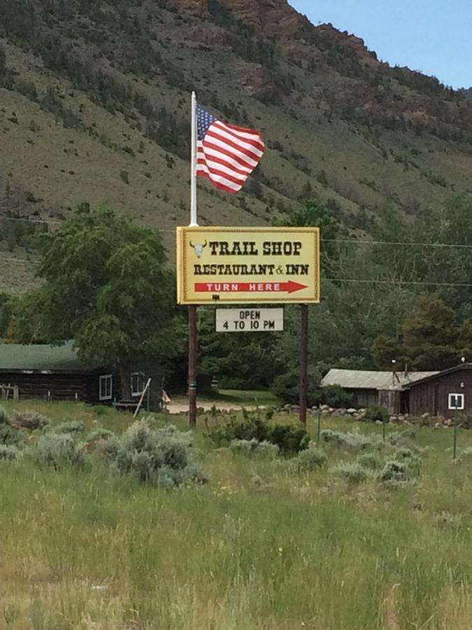 Trail Shop Inn Wapiti Dış mekan fotoğraf